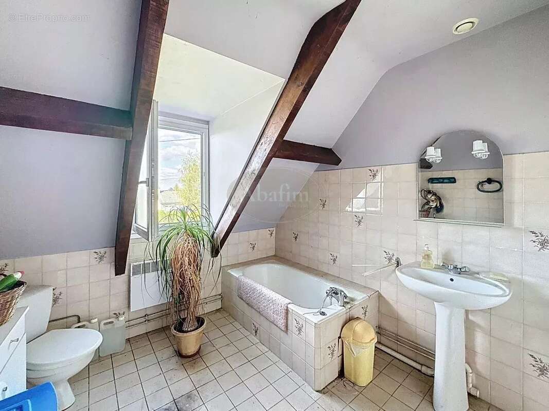 Maison à BERNAC-DEBAT