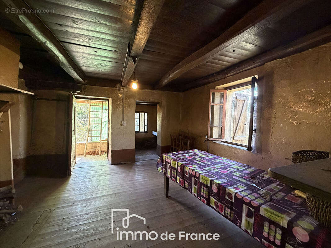 Maison à LES ALBRES