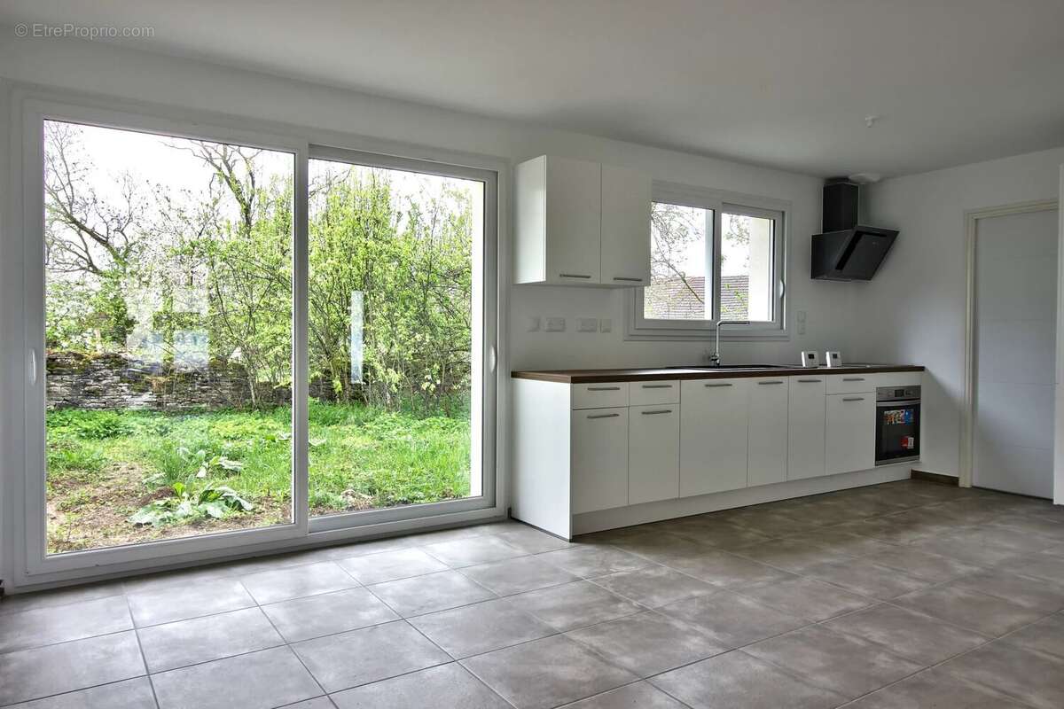 Maison à MARSANNAY-LE-BOIS