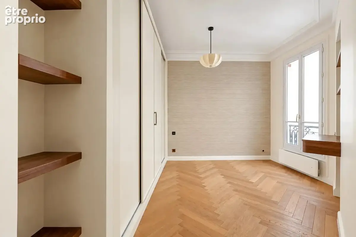 Paris 9e – Rochechouart / Rue Milton – Appartement rénové – 3 chambres - photo 13
