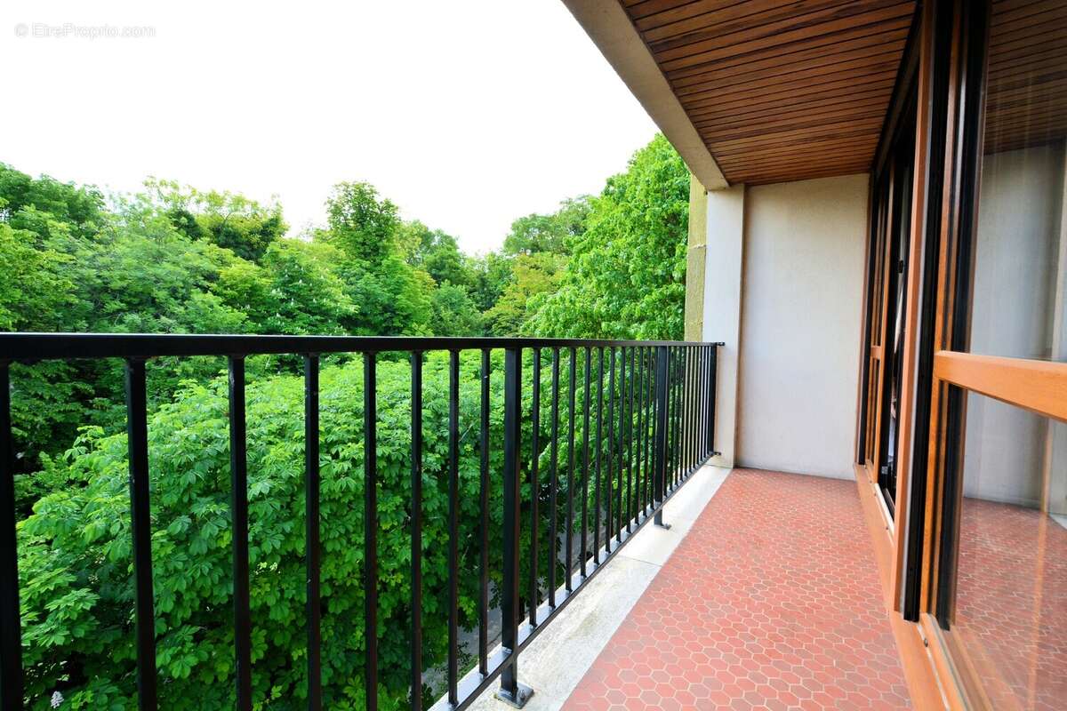 Appartement à SAINT-MAUR-DES-FOSSES