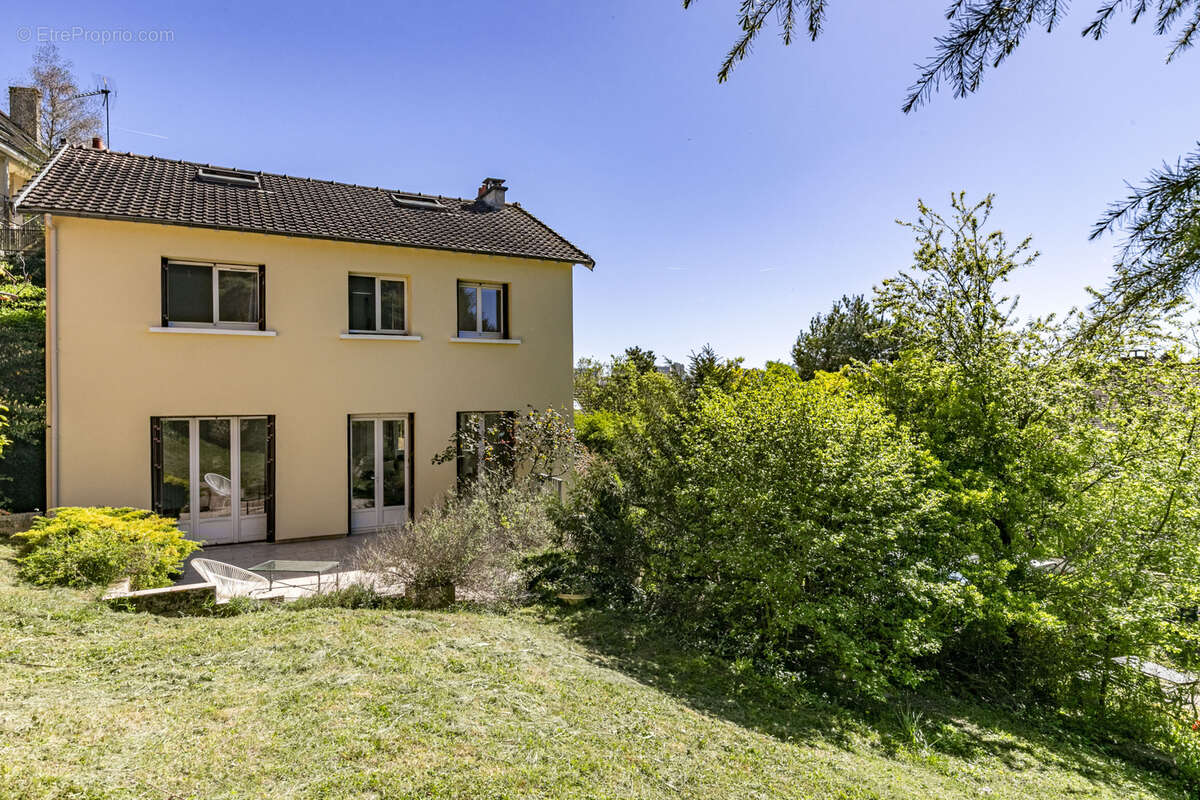 Maison à SAINT-GERMAIN-EN-LAYE