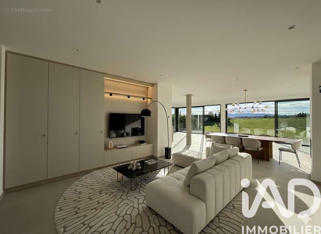 Photo 3 - Maison à LIMONEST