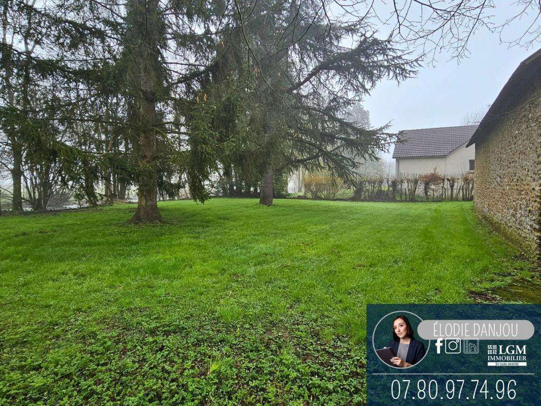 Maison à CLOYES-SUR-LE-LOIR