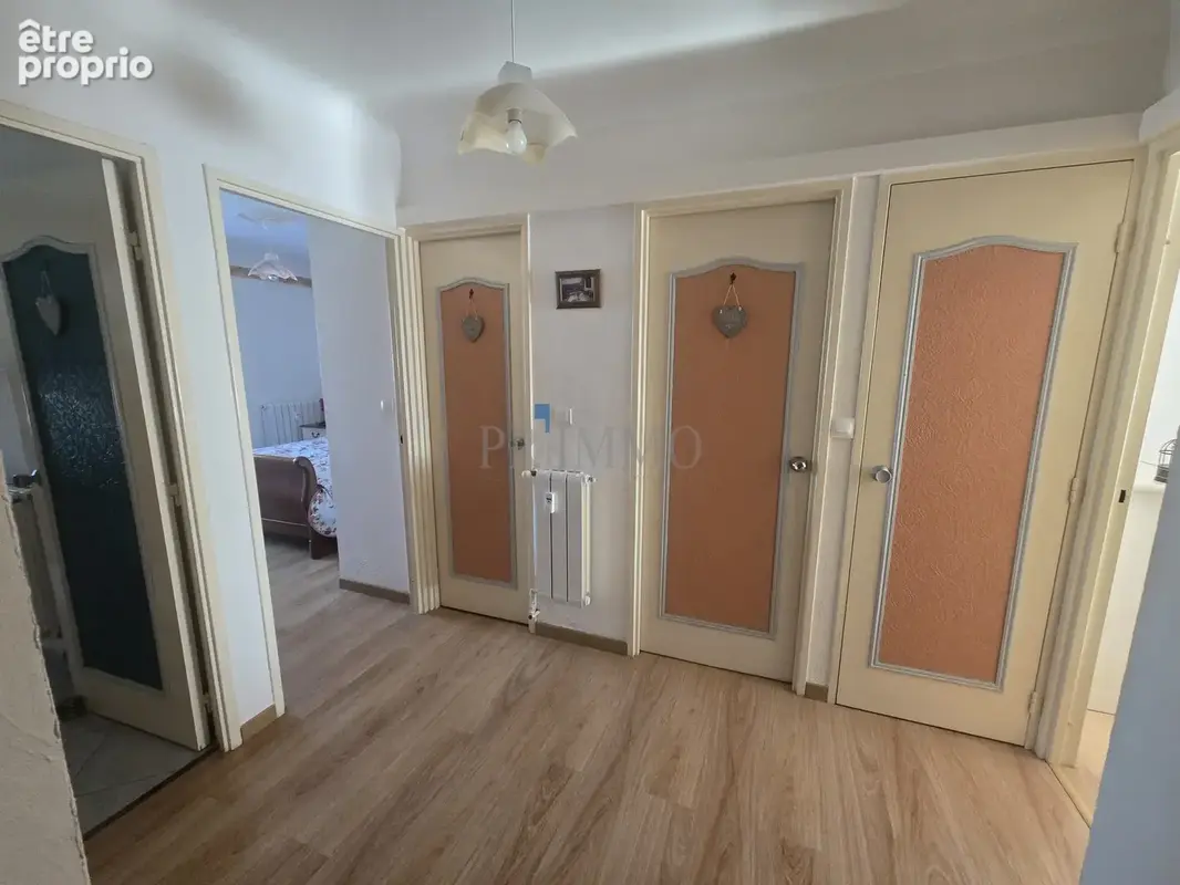 SAINT-RAPHAEL - T2 47m2 + Parking privé et cave - photo 15