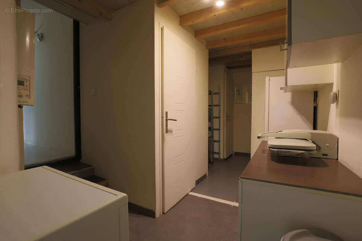 Maison à SOLLIES-PONT