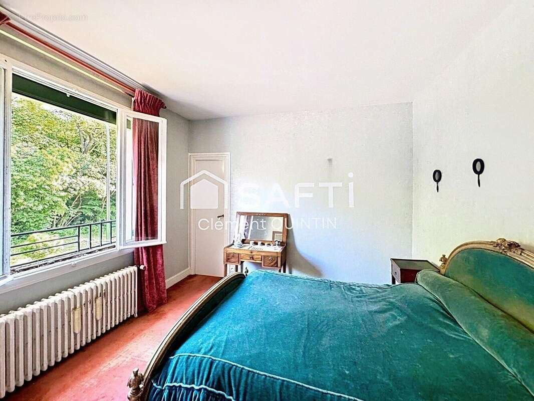 Photo 7 - Maison à LA CELLE-SAINT-CLOUD