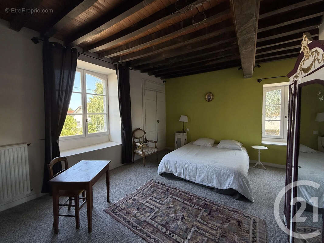Maison 285 m² à Orthez  - photo 26