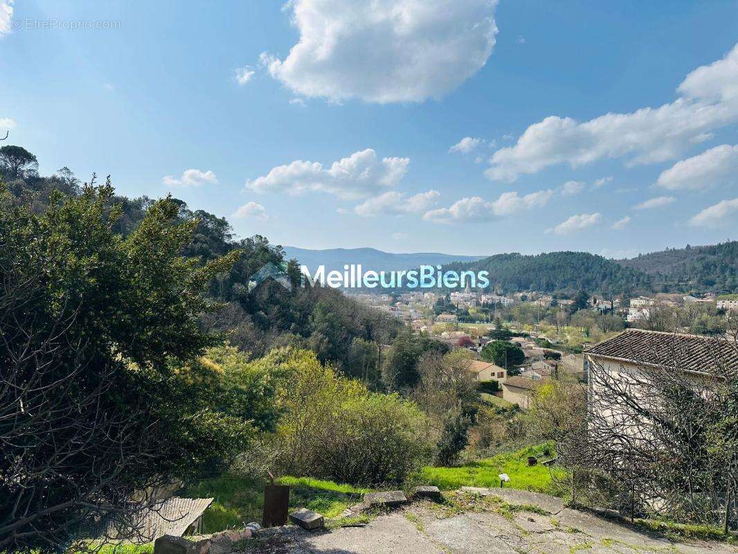 Maison à LAMALOU-LES-BAINS
