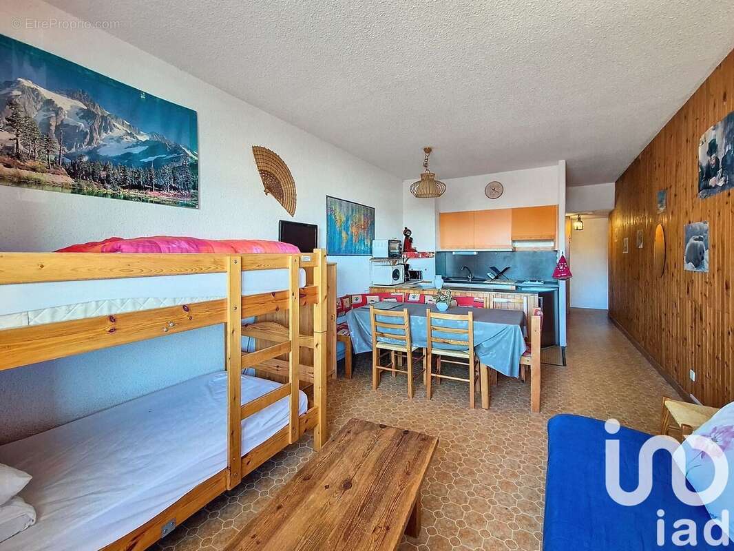 Photo 2 - Appartement à BESSE-ET-SAINT-ANASTAISE