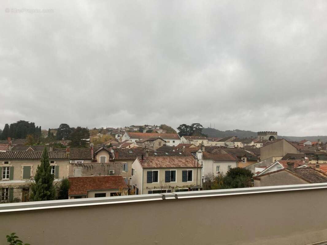 vue terrasse - Appartement à CAHORS