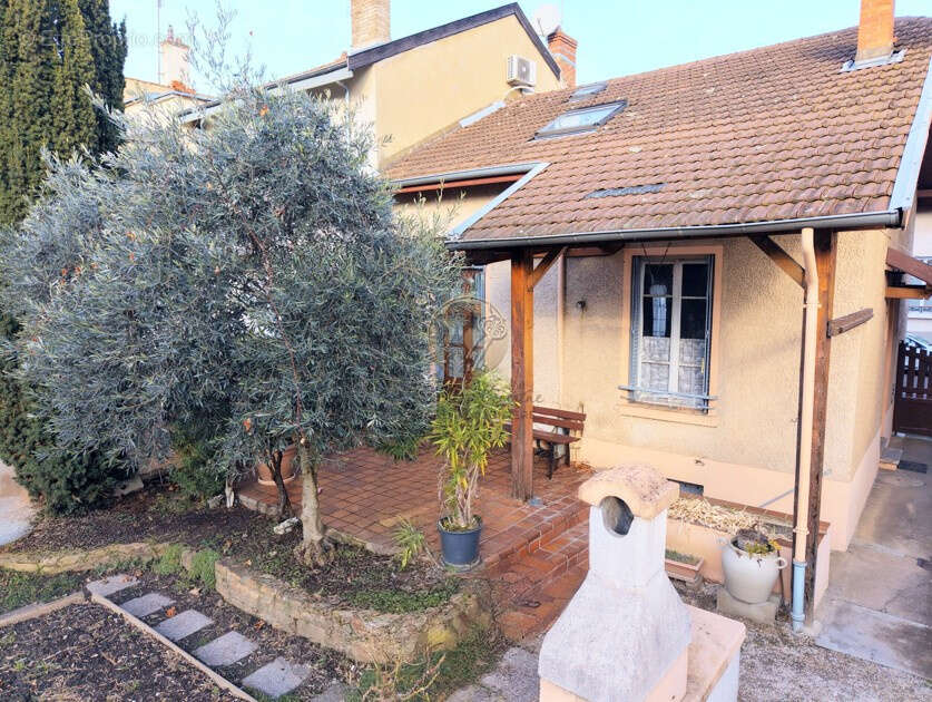 Maison à OULLINS