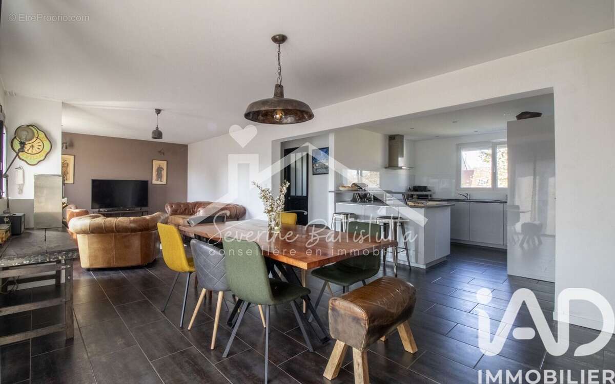 Photo 2 - Maison à VILLEPARISIS