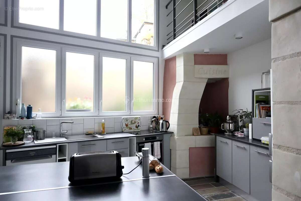 Maison à LA CHARTRE-SUR-LE-LOIR