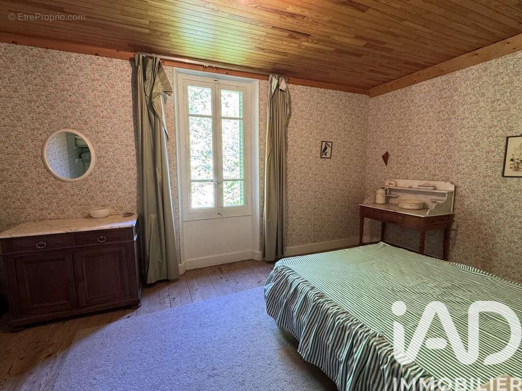 Maison 200 m² à Abries  - photo 9