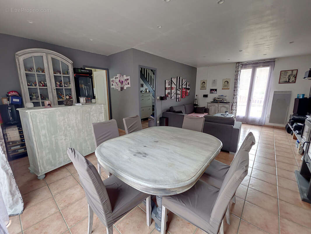 Maison à NOGENT-LE-ROI