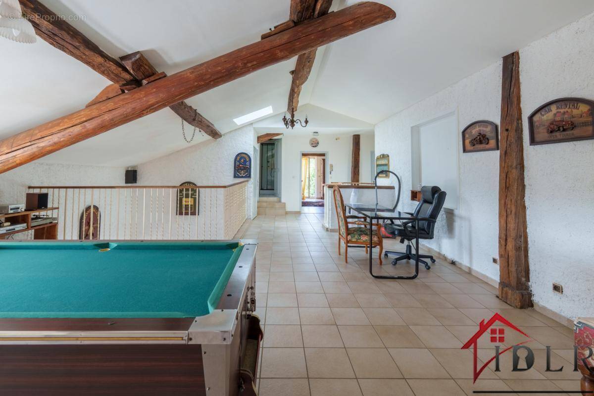 Maison de Famille (225 m2) avec Salle de Jeux et Studio Indé - photo 1