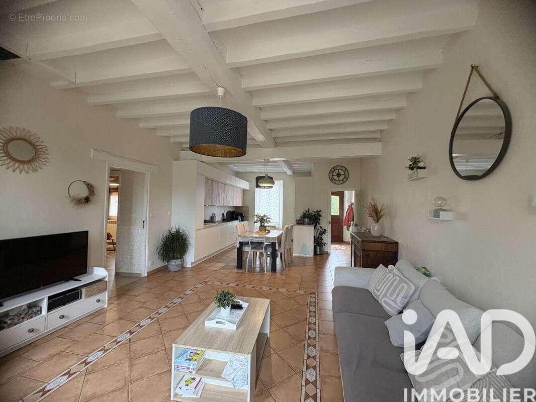 Maison 122 m² à Marsangy  - photo 4