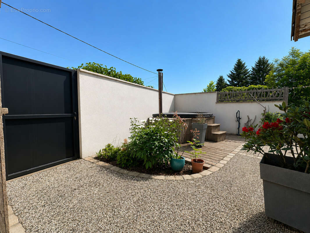 Maison à YSSINGEAUX