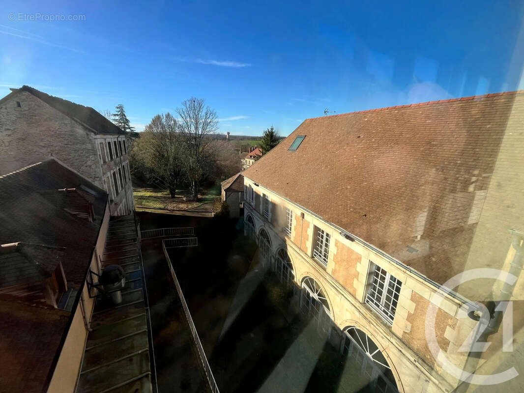 Maison à ENTRAINS-SUR-NOHAIN