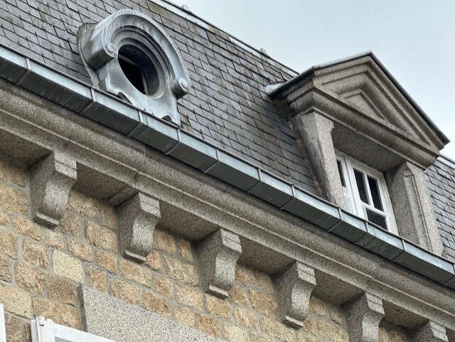 Maison à SAINT-HILAIRE-DU-HARCOUET