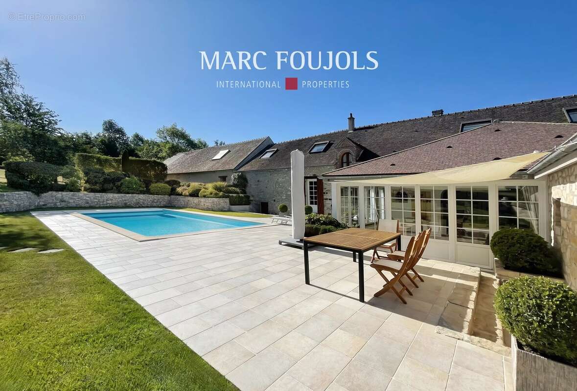Maison à FONTAINEBLEAU