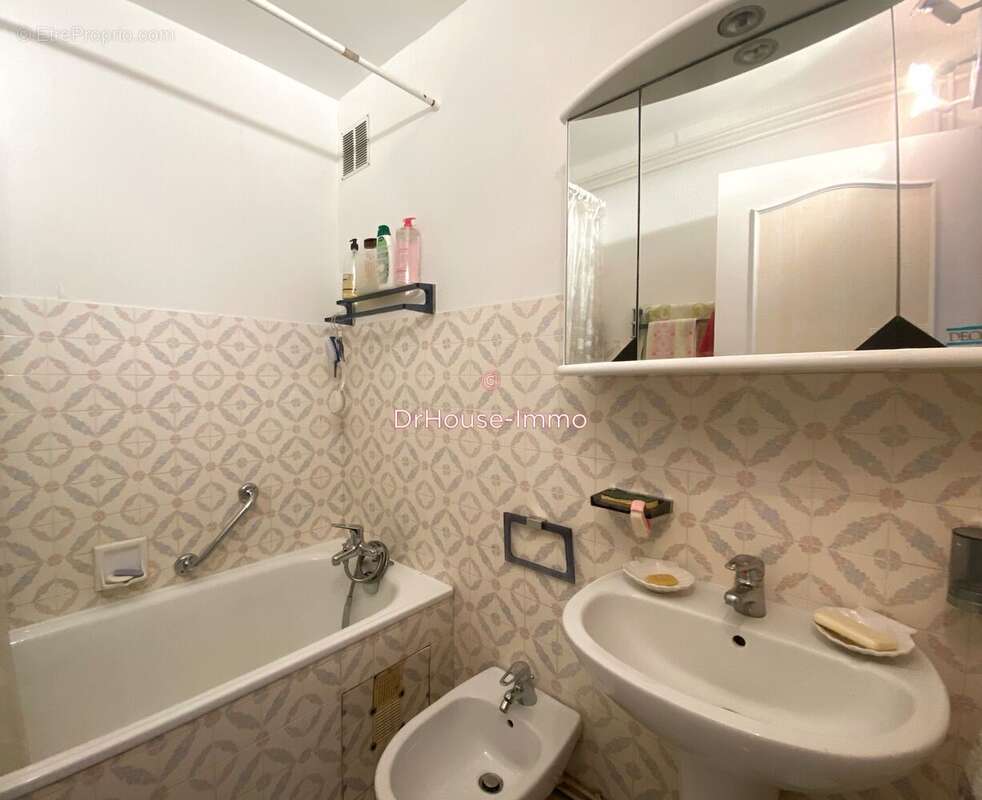 Appartement à MARSEILLE-9E