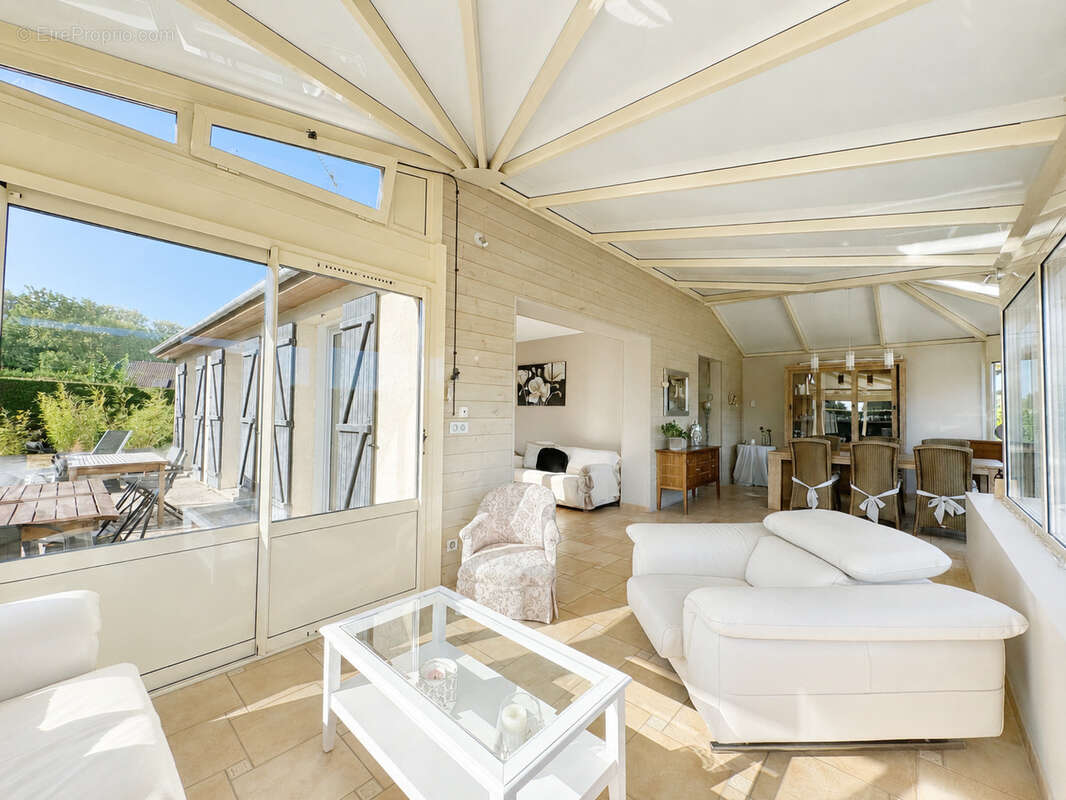 Maison 6 pieces - 122m2 - photo 2