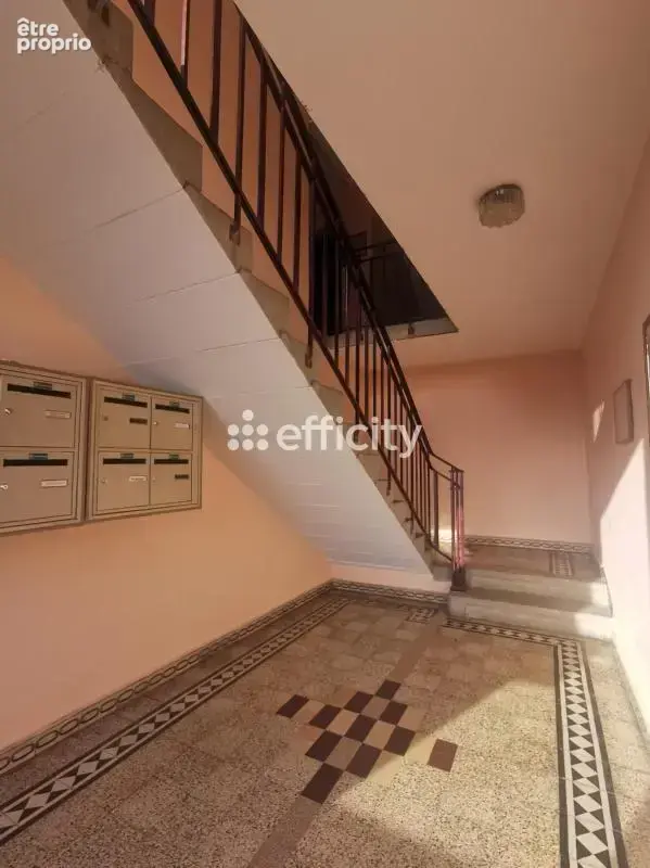 Appartement à BELLEGARDE-SUR-VALSERINE