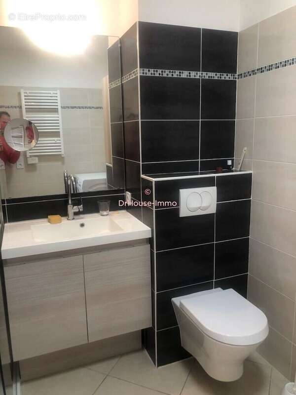 Appartement à CARQUEIRANNE