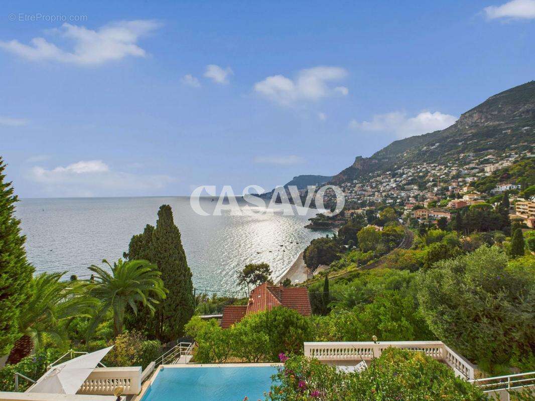 Appartement à ROQUEBRUNE-CAP-MARTIN