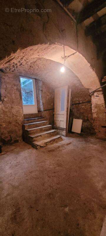 Brignoles - t2 + studio independant - cour, terrasse et combles - photo 12