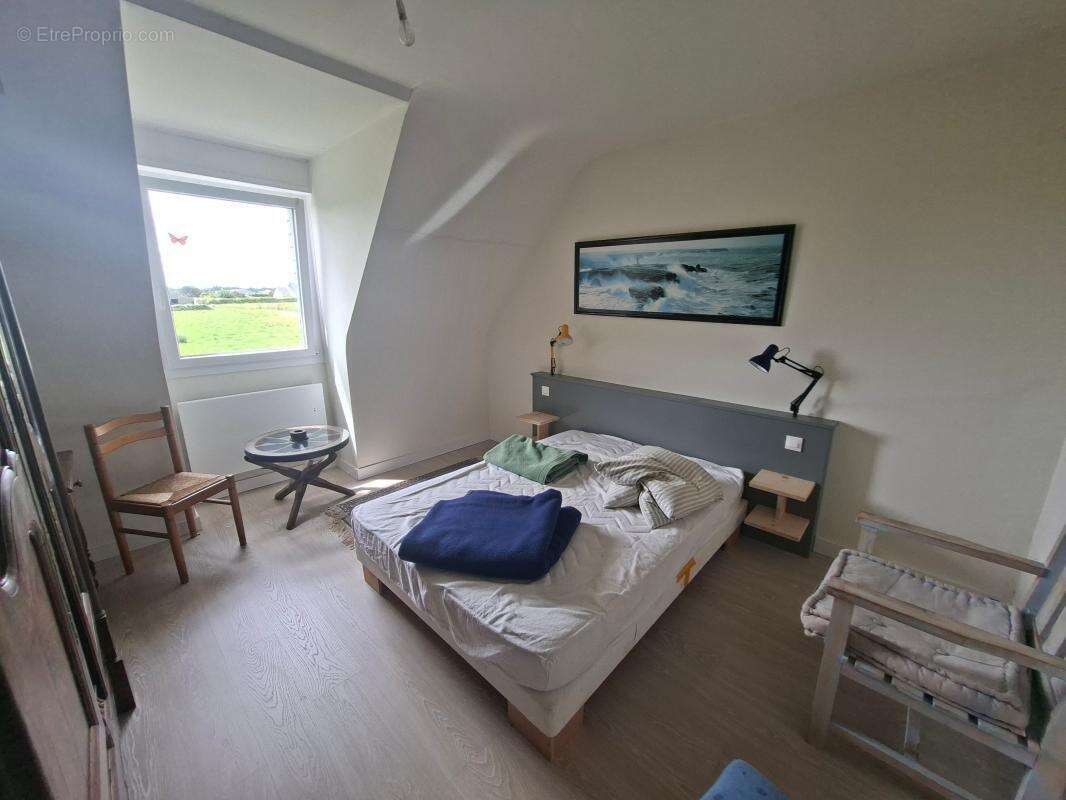 Le calme de la campagne à deux pas du centre-ville, une maison familiale entièrement rénovée ! - photo 15