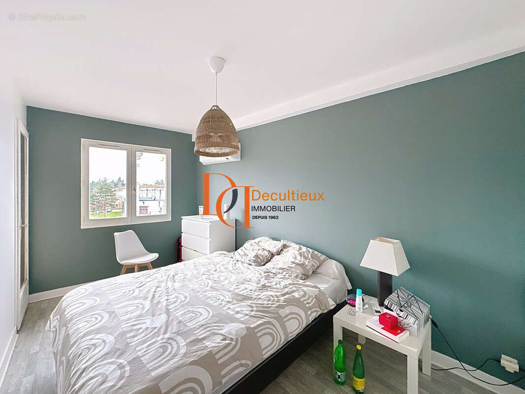 Appartement à CRAPONNE