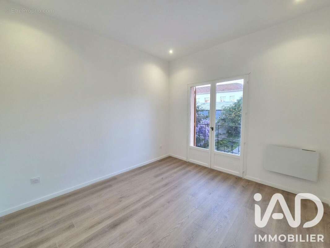 Appartement 49 m² à Antibes  - photo 6