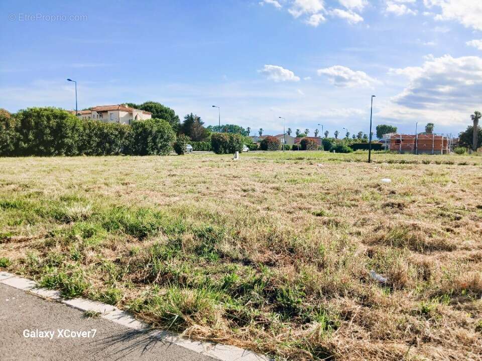 Terrain 730 m² à Bompas  - photo 2