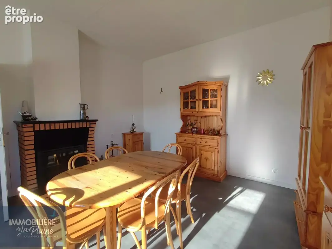 Maison de plain-pied à Port Giraud - photo 2