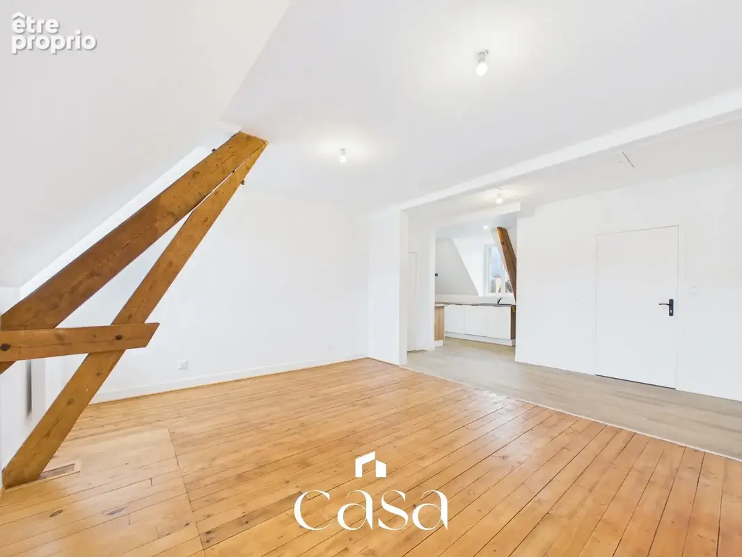 Appartement 5 pièces 75 m² à vendre à Falaise (14700) - photo 4