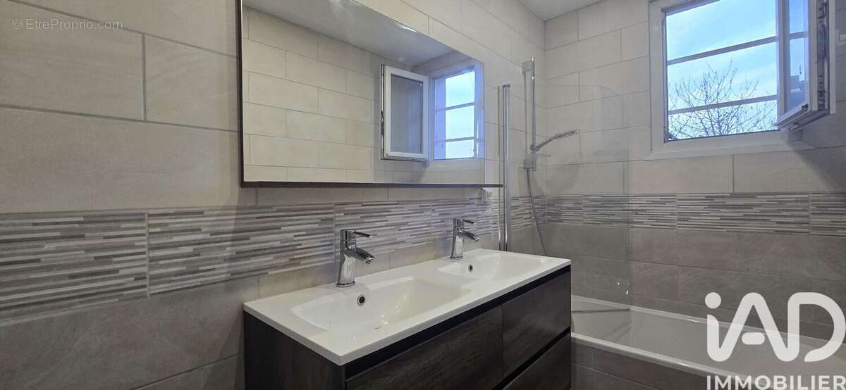 Photo 8 - Maison à SAINTE-GENEVIEVE-DES-BOIS