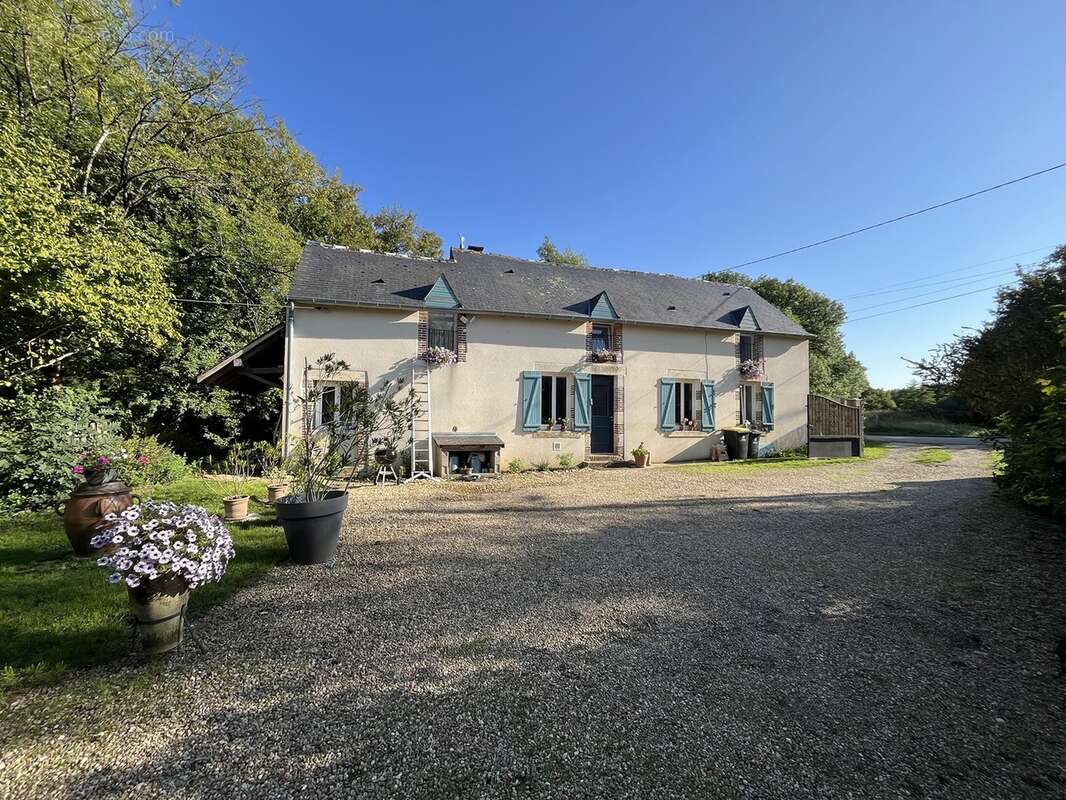 Maison à SAINT-MARTIN-D'AUXIGNY