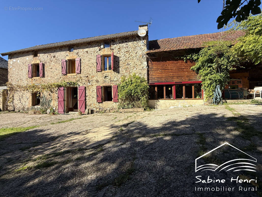 Maison à SAINT-CHRISTOPHE