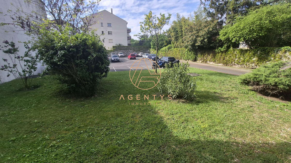Appartement à LE PERREUX-SUR-MARNE