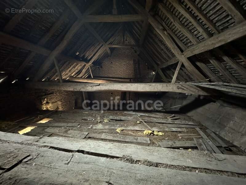 A rénover, maison ancienne à 3 minutes de Tournus - photo 6