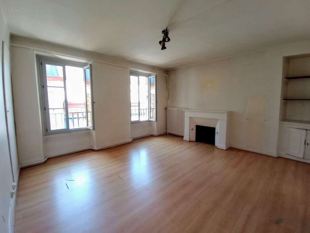 Spacieux appartement en centre-ville - photo 5