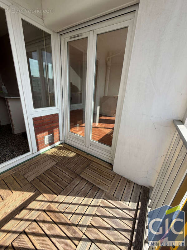 4pp avec balcon-loggia belles portes - photo 15