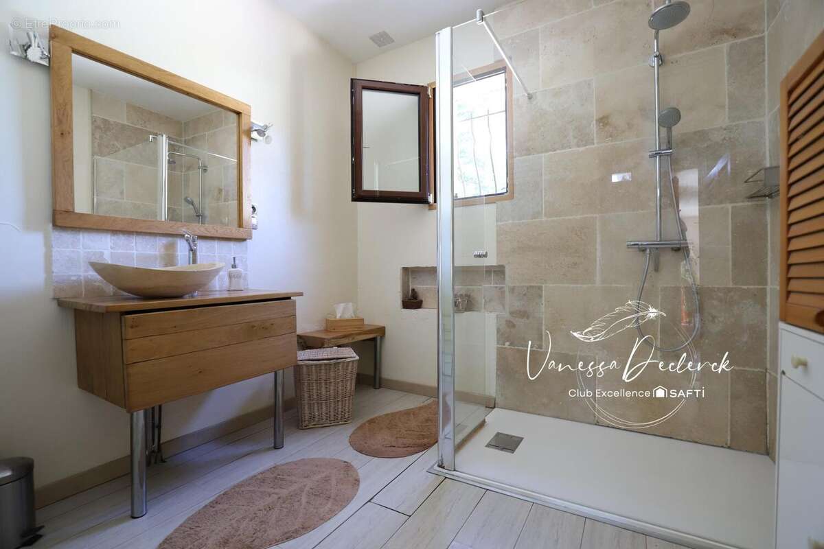 Photo 6 - Maison à LE VAL-SAINT-GERMAIN