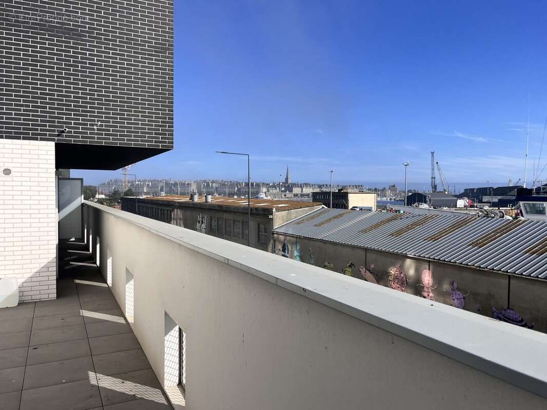Appartement 38 m² à Saint-Malo  - photo 9