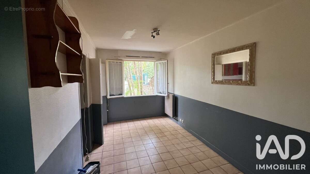 Appartement 20 m² à Corbeil-Essonnes  - photo 5