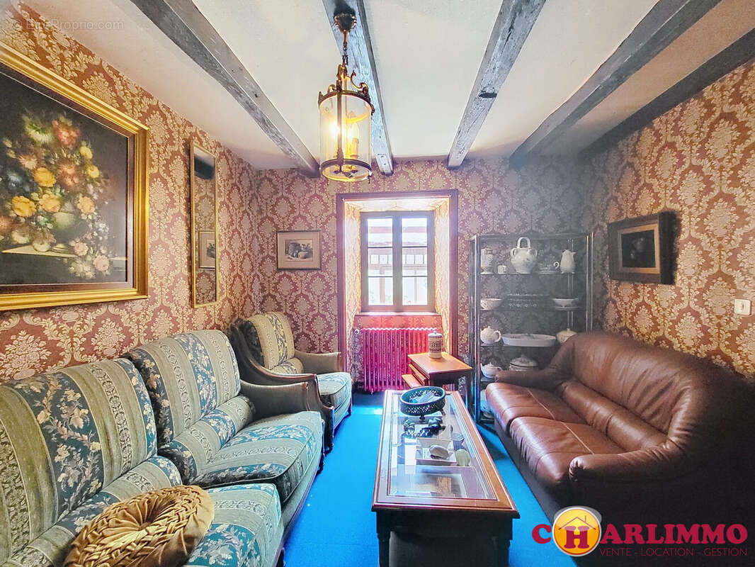Maison 174 m² à Brigueuil  - photo 6