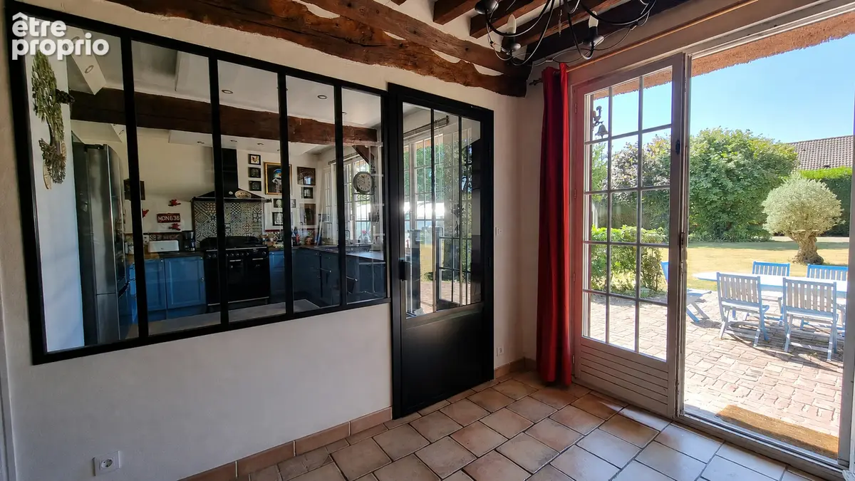 Chaumière à vendre - Valliquerville - 141,25 m² - 4 chambres - Piscine chauffée - Parc arboré - Bâtiment - photo 6